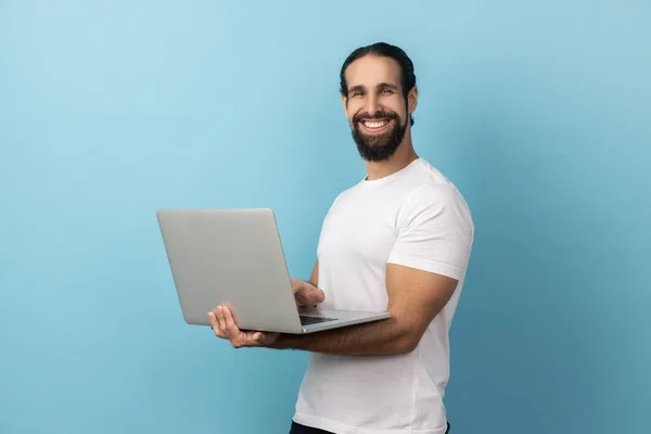 Portrait Man Wearing White Shirt Standing Portable Computer Hand Looking — Stock Photo, Image