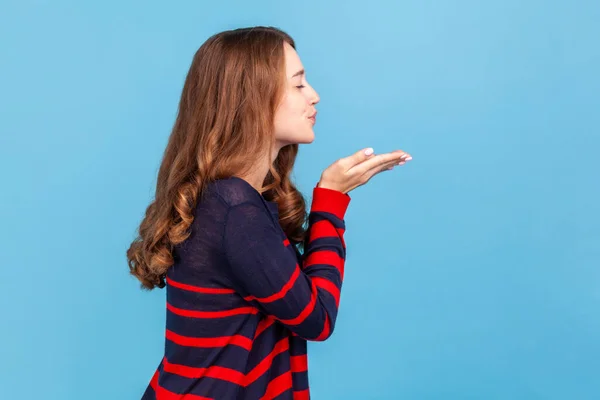 Side View Lovely Young Woman Wearing Striped Casual Style Sweater — Stock Fotó