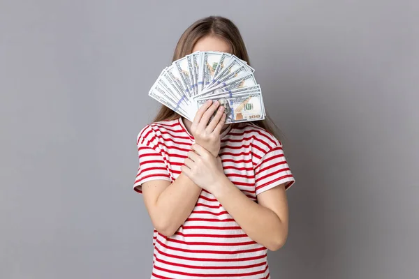 Portrait Unknown Anonymous Rich Little Girl Wearing Striped Shirt Hiding — Foto Stock