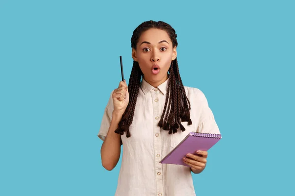 Portrait Inspired Joyful Woman Dreadlocks Looking Amazed Sudden Genius Idea — Stock Photo, Image