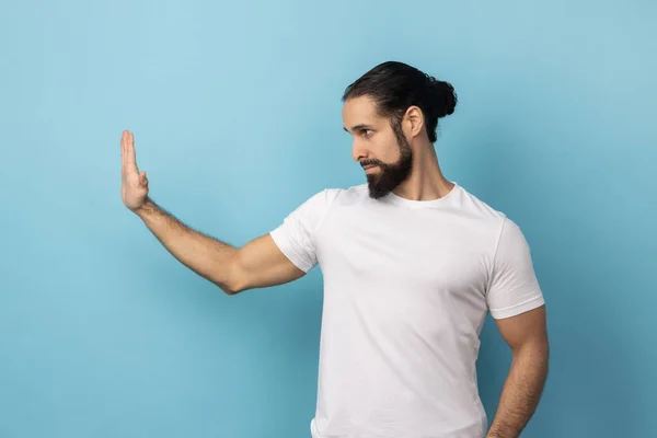 Side View Man Beard Wearing White Shirt Showing Stop Gesture — Fotografia de Stock