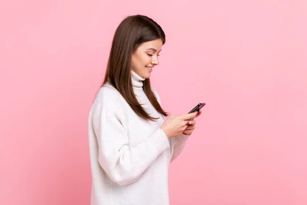 Side View Portrait Optimistic Girl Using Smartphone Happy Expression Hearing — Stok Foto