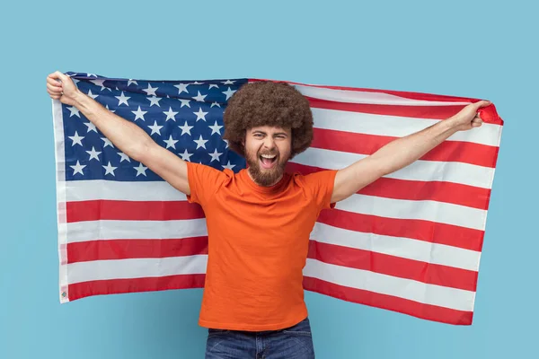 Portrait Man Afro Hairstyle Shirt Holding Usa Flag Looking Camera — Stock Photo, Image