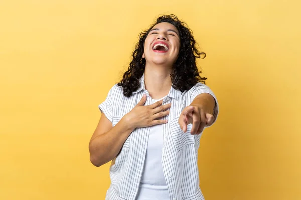 Portrait Happy Woman Dark Wavy Hair Laughing Out Loud Pointing — Stock Photo, Image