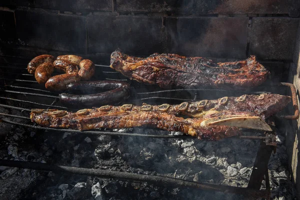 Grill Grillezett Kolbász Tehénhús Hagyományos Argentin Konyha — Stock Fotó