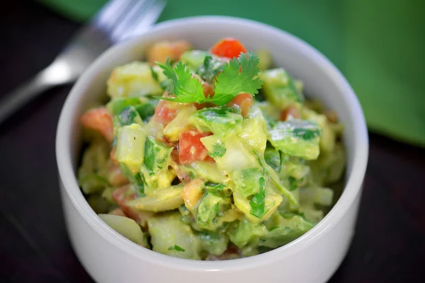 Guacamole fraîchement fait — Photo