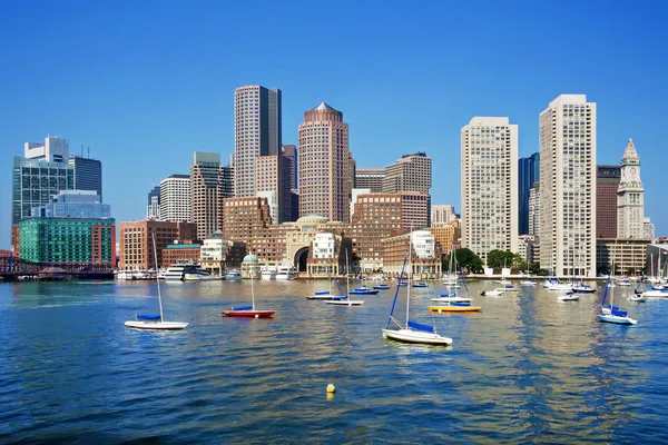 Boston skyline en solig dag — Stockfoto