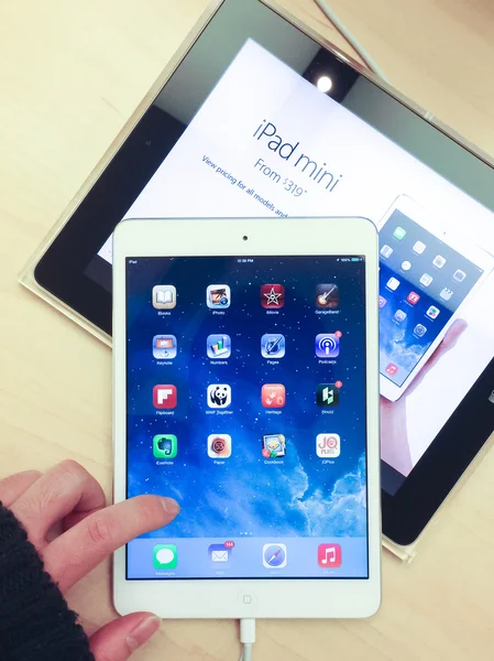 IPad mini — Stockfoto