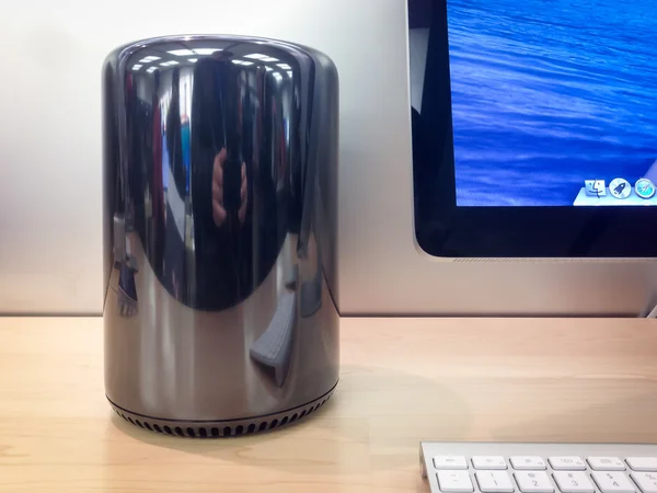 Mac Pro 2013 — 图库照片