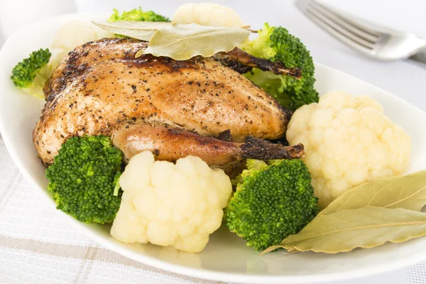 Roast Dinner - Roast Partridge & Vegetables — Stock Photo, Image