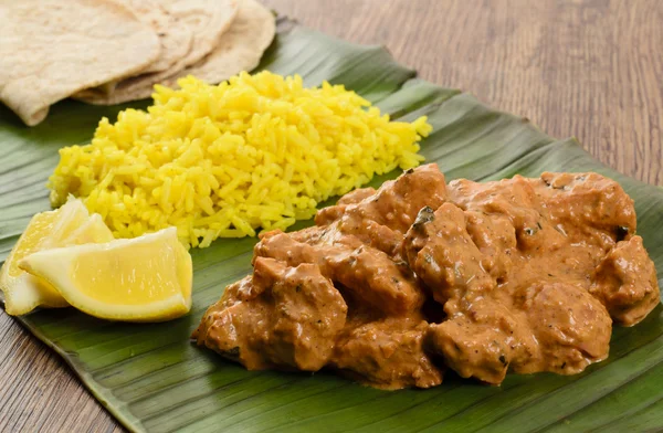 Butter Chicken and Lemon Rice — Stock Photo, Image