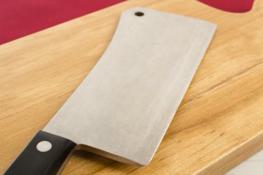doğrama tahtası ve cleaver