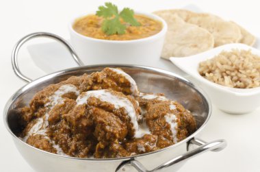 Goan tavuk xacuti