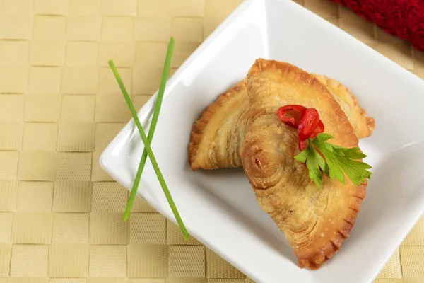 Curry chrupki (Epok-Epok / Karipap Pusing) — Zdjęcie stockowe