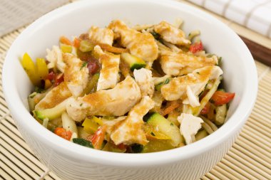 tavuk teriyaki erişte