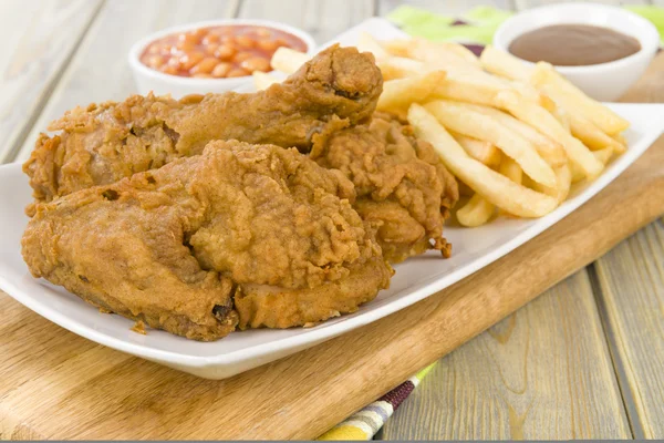 Fried Chicken & Chips — Stock Photo, Image