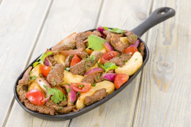 Lomo Saltado