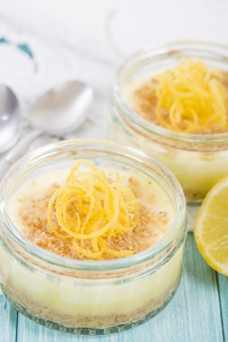 Limonlu cheesecake