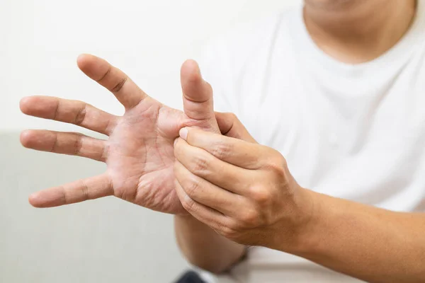 Middle Aged Man Suffering Quervain Disease Numbness Beriberi Palms Fingertips — Stock Photo, Image