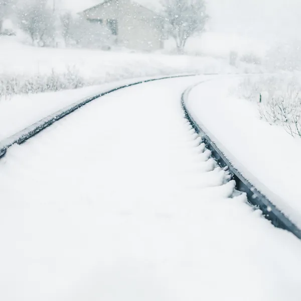 Oldtimer-Hintergrund der schneebedeckten Bahn Stockfoto