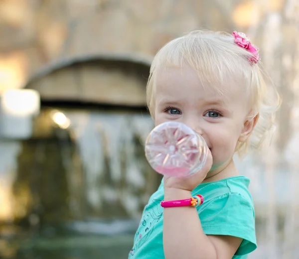 Emotional Little Girl with funny Face Expression — Stock Photo, Image