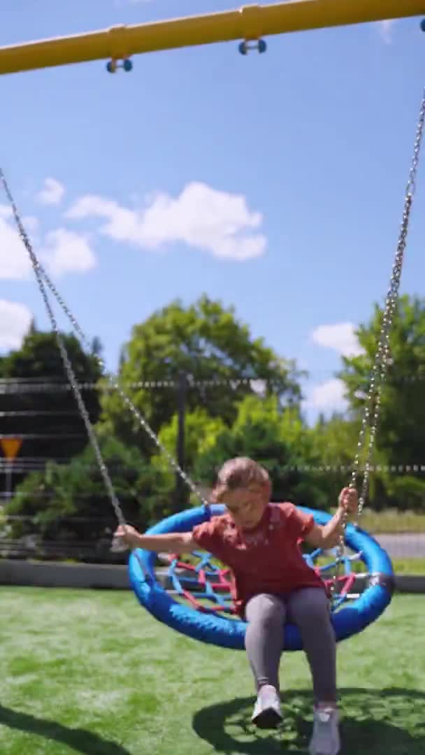 Preschooler Caucasian Girl Swinging Rope Net Swing Playground High Quality — Vídeos de Stock