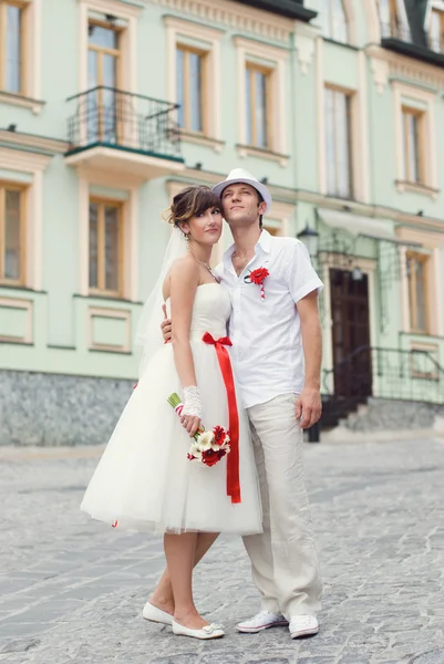 Vackert par bröllopsfoto — Stockfoto