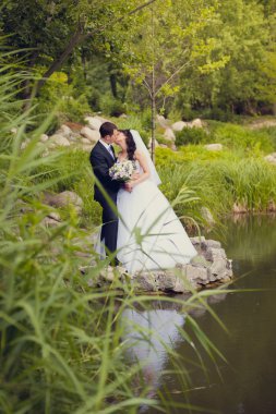 kaldırımı yeni-evliler