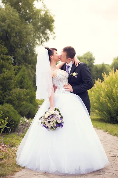 Lopen van onlangs weds — Stockfoto