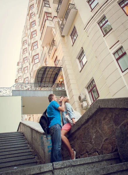 City walk of falling in love, gladness, happiness, smile, love. — Stock Photo, Image