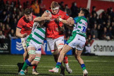 25 Mart 2022, Cork, İrlanda - Gavin Coombes United Rugby Şampiyonası maçında Munster (51) ve Benetton (22))