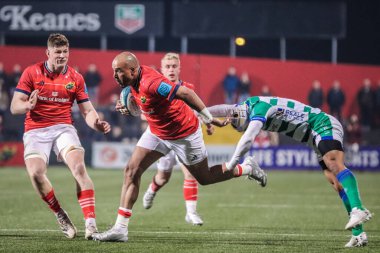 25 Mart 2022, Cork, İrlanda - Simon Zebo, Birleşik Rugby Şampiyonası maçında Munster (51) ve Benetton (22))