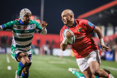 25 Mart 2022, Cork, İrlanda - Simon Zebo, Birleşik Rugby Şampiyonası maçında Munster (51) ve Benetton (22))