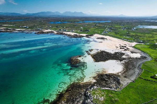 Mannin Bay Blueway Vit Sandstrand Sydväst Clifden Galway Irland Stockbild