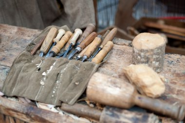 Gouges ve bulanıklık izole ahşap işleme için Keskiler