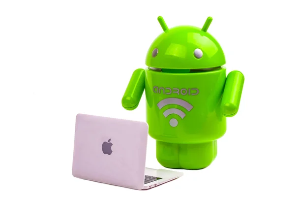 Android apple mac bilgisayarda çalışma — Stok fotoğraf