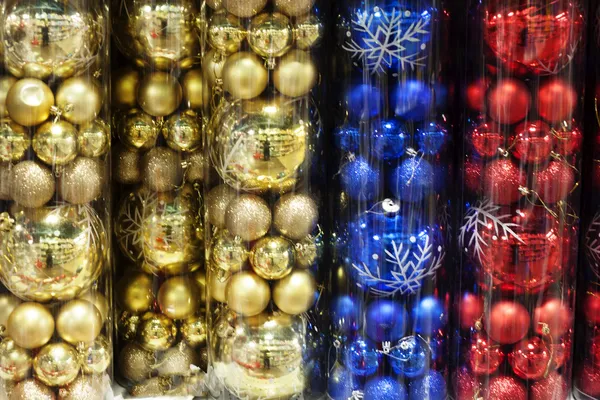 Bolas de Navidad coloridas — Foto de Stock