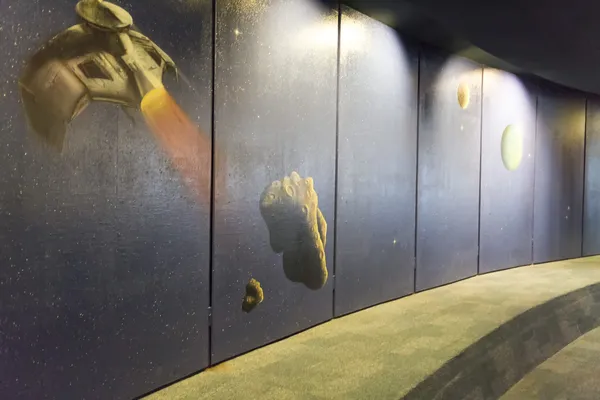 廊下に入るバンクーバー宇宙科学センター — ストック写真