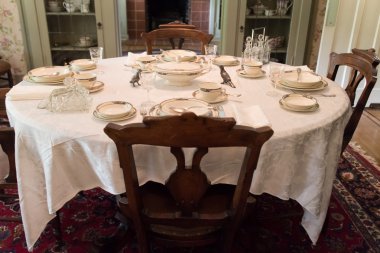 eski zaman yemek odası