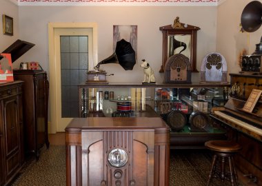 eski zaman plak Dükkanı