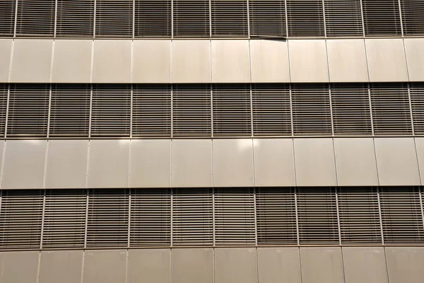 Fachada Casa Con Ventana Toldo Edificio Oficinas — Foto de Stock