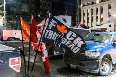 Kanadalı kamyoncu özgürlük konvoyu protesto etti