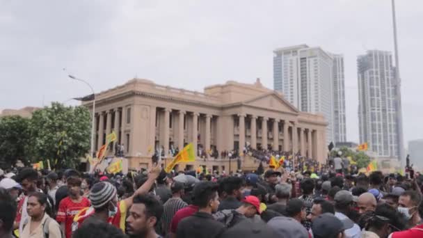 Коломбо Шри Ланд Июля 2022 Года Тысячи Шри Ланкийцев Собираются — стоковое видео