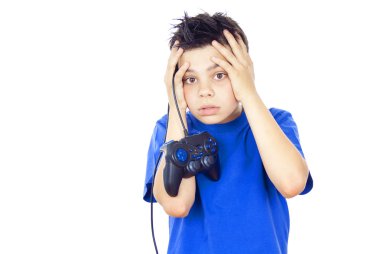 bir joystick ile güzel çocuk