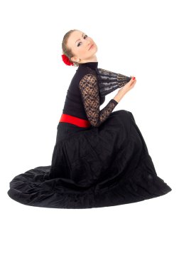 Elbise güzel kızı carmen oturur