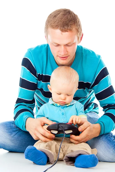 Junger Vater spielt mit Baby — Stockfoto