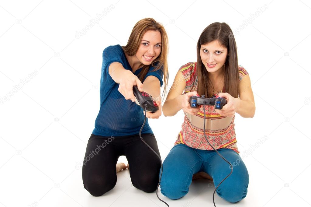 girls play video games