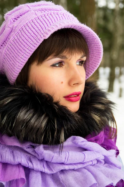 A beautiful girl on the nature — Stock Photo, Image