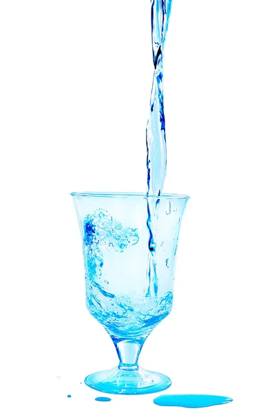 In vetro versato di acqua pulita — Foto Stock