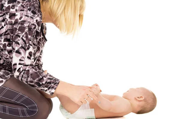 Mom plays with baby — Stock Photo, Image